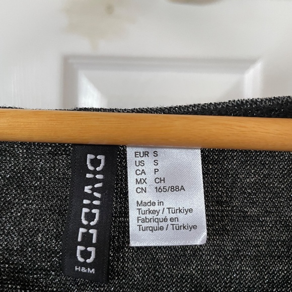 H&M Divided Boat Neck Black Silver Glitter Body Suit Long Sleeve Size Small - Picture 4 of 5